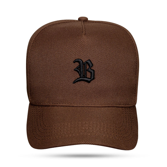 Gorra Snapback Básica Marrón Chocolate Logo Negro